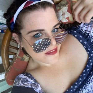 Meet your Posher, Jamie